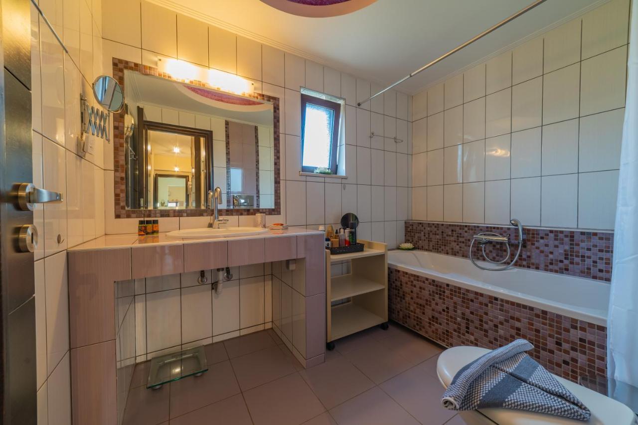 Deluxe Villa Kamba With Sea View Άπτερα Εξωτερικό φωτογραφία